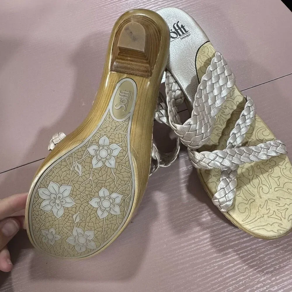 Sofft brand Pink Metallic Slip On Sandals size 7.5